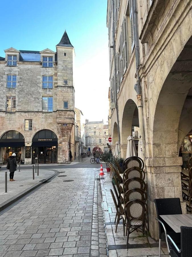 Appartement Tout Confort En Mezzanine A 20Mn A Pied Du Centre-Ville Avec Tv Et Wifi La Rochelle  Exteriér fotografie